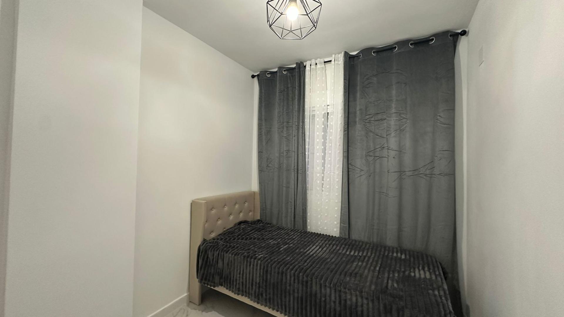 Resale - 2 Bedroom 1 Bathroom Apartment in Torrevieja - Torrevieja  - Alicante