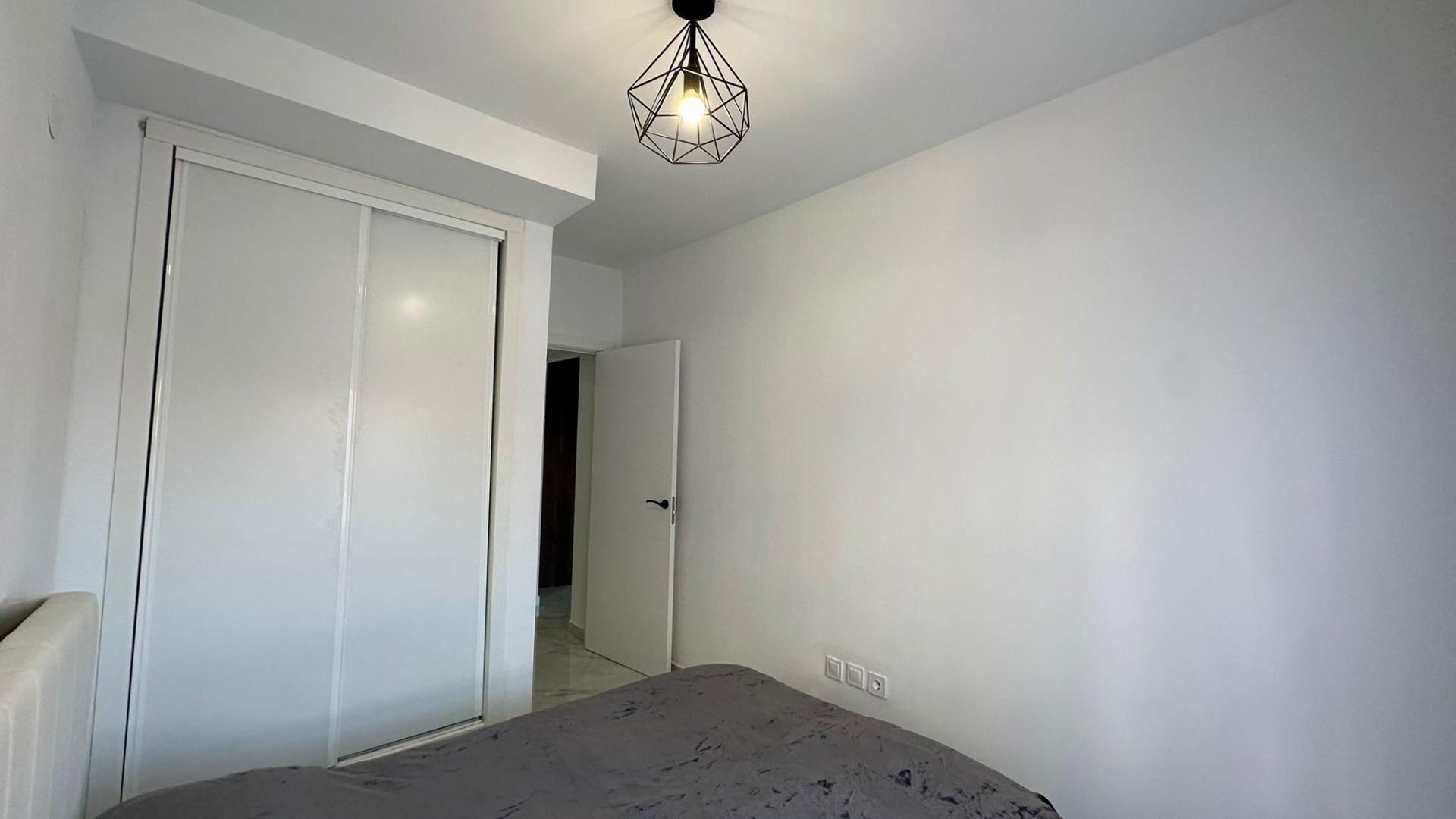 Resale - 2 Bedroom 1 Bathroom Apartment in Torrevieja - Torrevieja  - Alicante