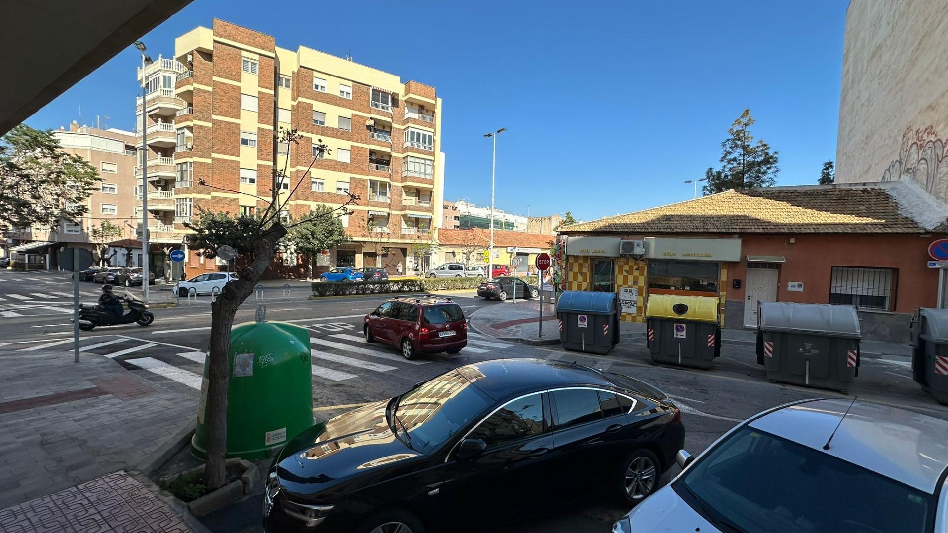 Resale - 2 Bedroom 1 Bathroom Apartment in Torrevieja - Torrevieja  - Alicante