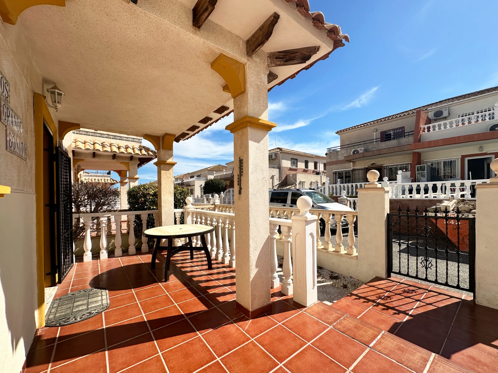 Resale - 2 Bedroom 2 Bathroom Town House in Orihuela Costa - Costa Blanca  - Alicante
