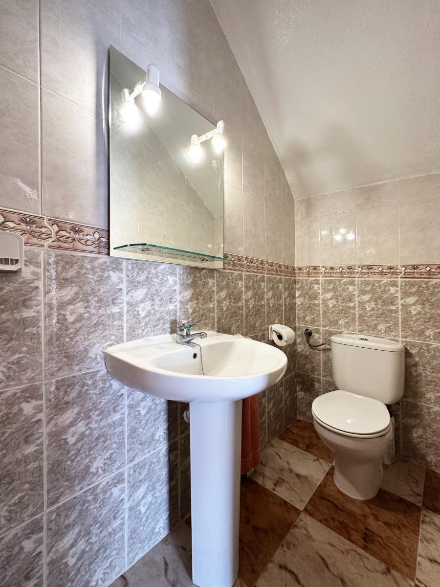 Resale - 2 Bedroom 2 Bathroom Town House in Orihuela Costa - Costa Blanca  - Alicante