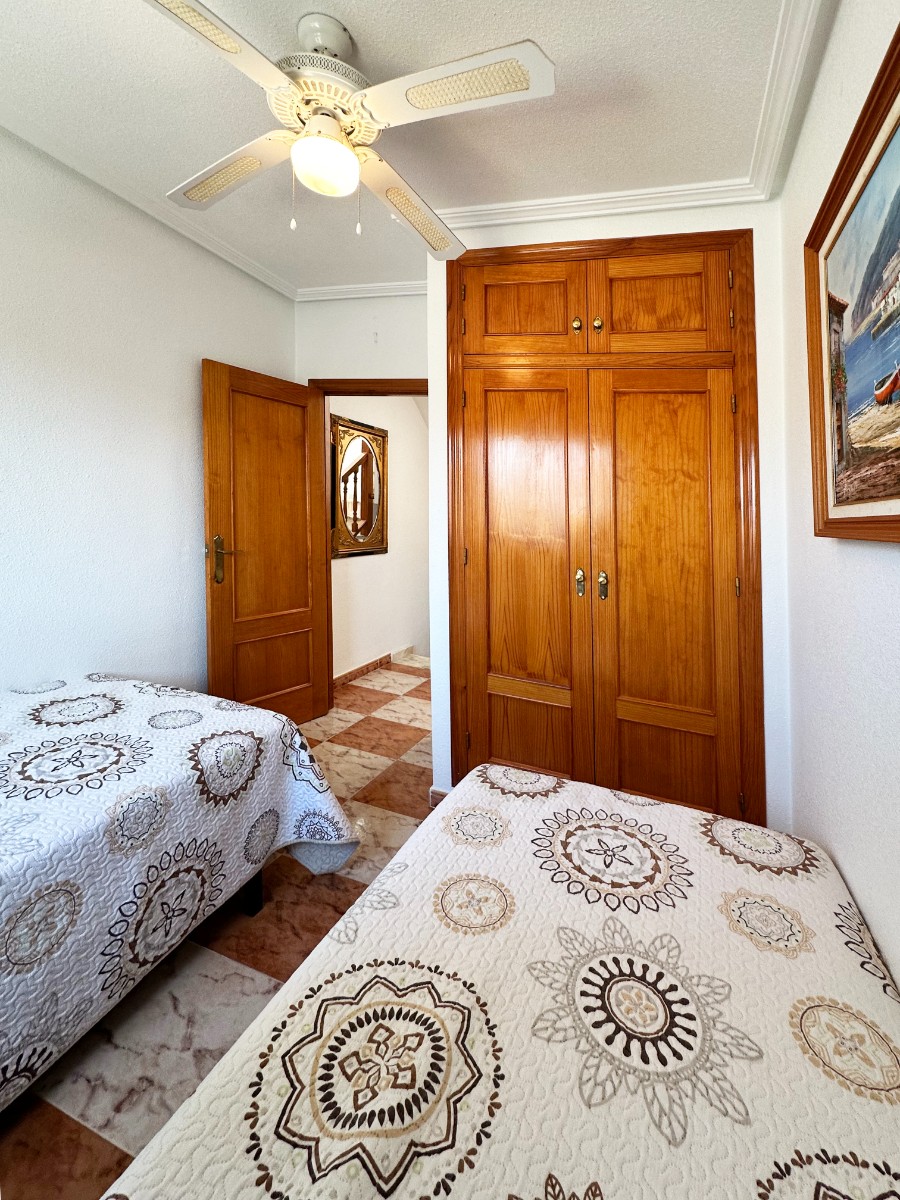 Resale - 2 Bedroom 2 Bathroom Town House in Orihuela Costa - Costa Blanca  - Alicante