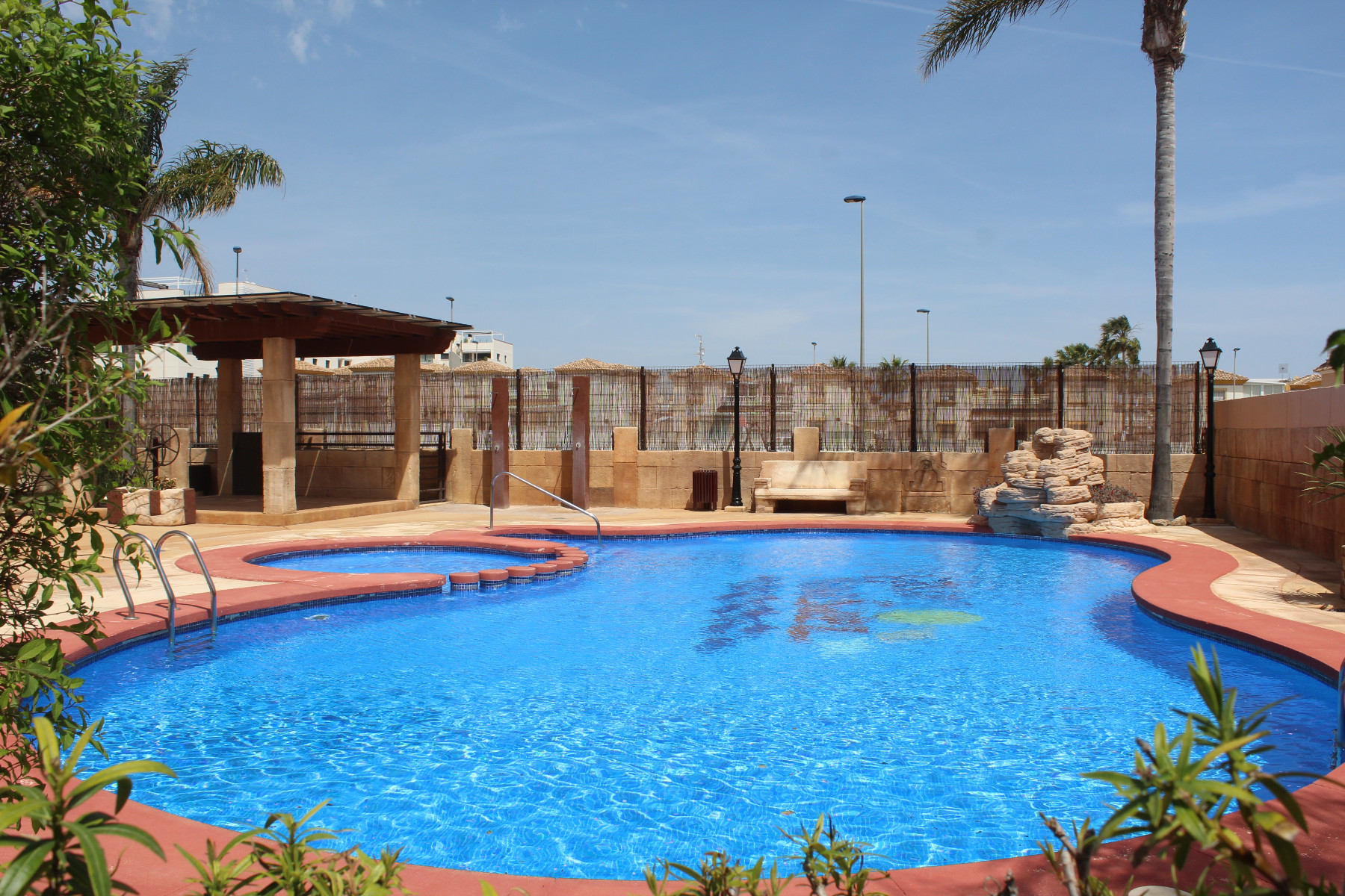 Resale - 3 Bedroom 2 Bathroom Villa in Villamartin - Costa Blanca  - Alicante