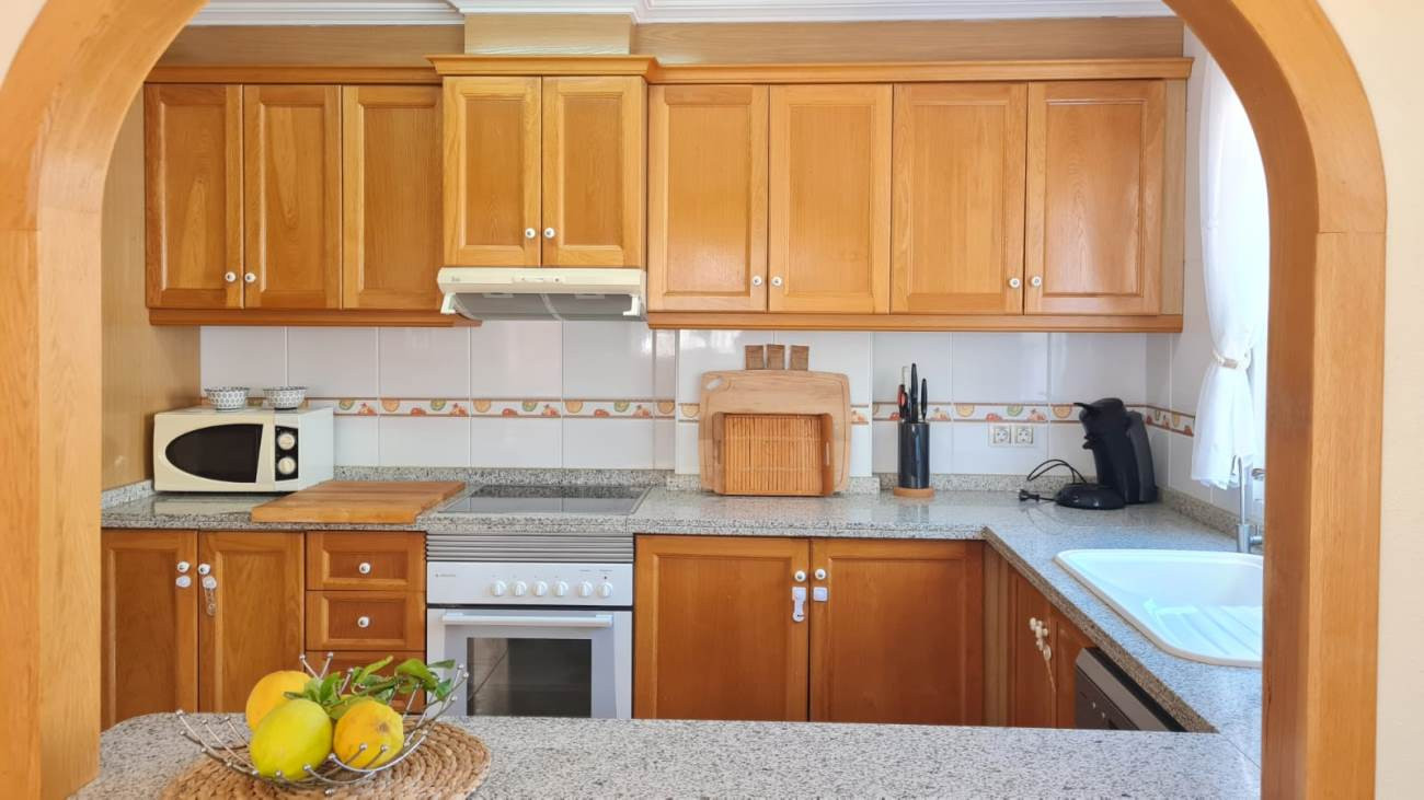 Resale - 3 Bedroom 2 Bathroom Villa in Villamartin - Costa Blanca  - Alicante
