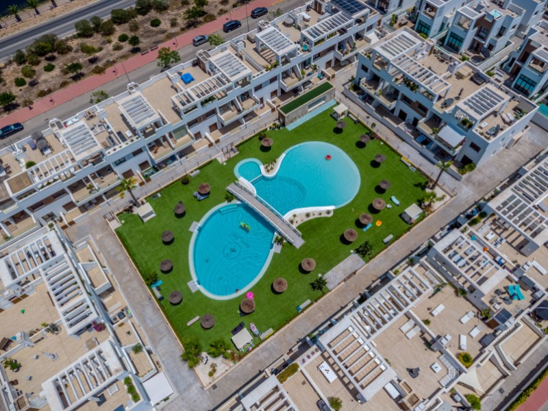 Resale - 3 Bedroom 3 Bathroom Villa in Torrevieja - Costa Blanca  - Alicante