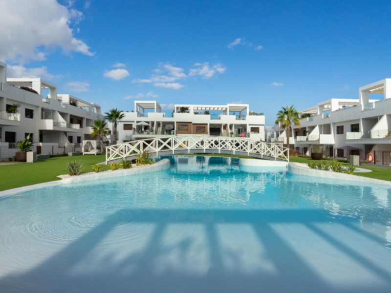 Resale - 3 Bedroom 3 Bathroom Villa in Torrevieja - Costa Blanca  - Alicante