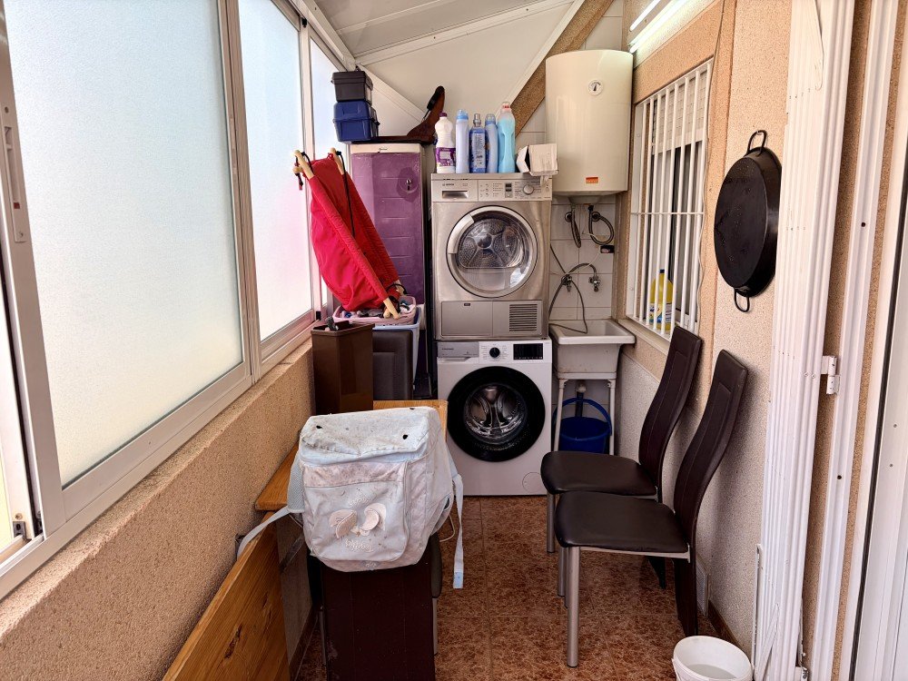 Resale - 2 Bedroom 1 Bathroom Penthouse in Torrevieja - Costa Blanca  - Alicante