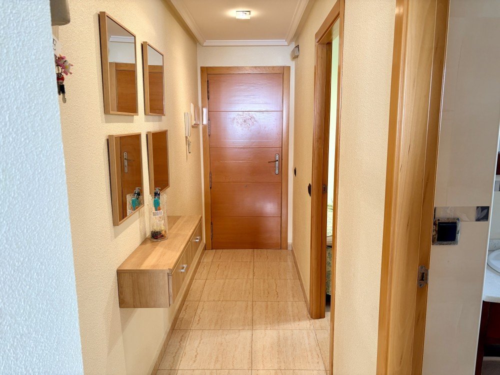 Resale - 2 Bedroom 1 Bathroom Penthouse in Torrevieja - Costa Blanca  - Alicante