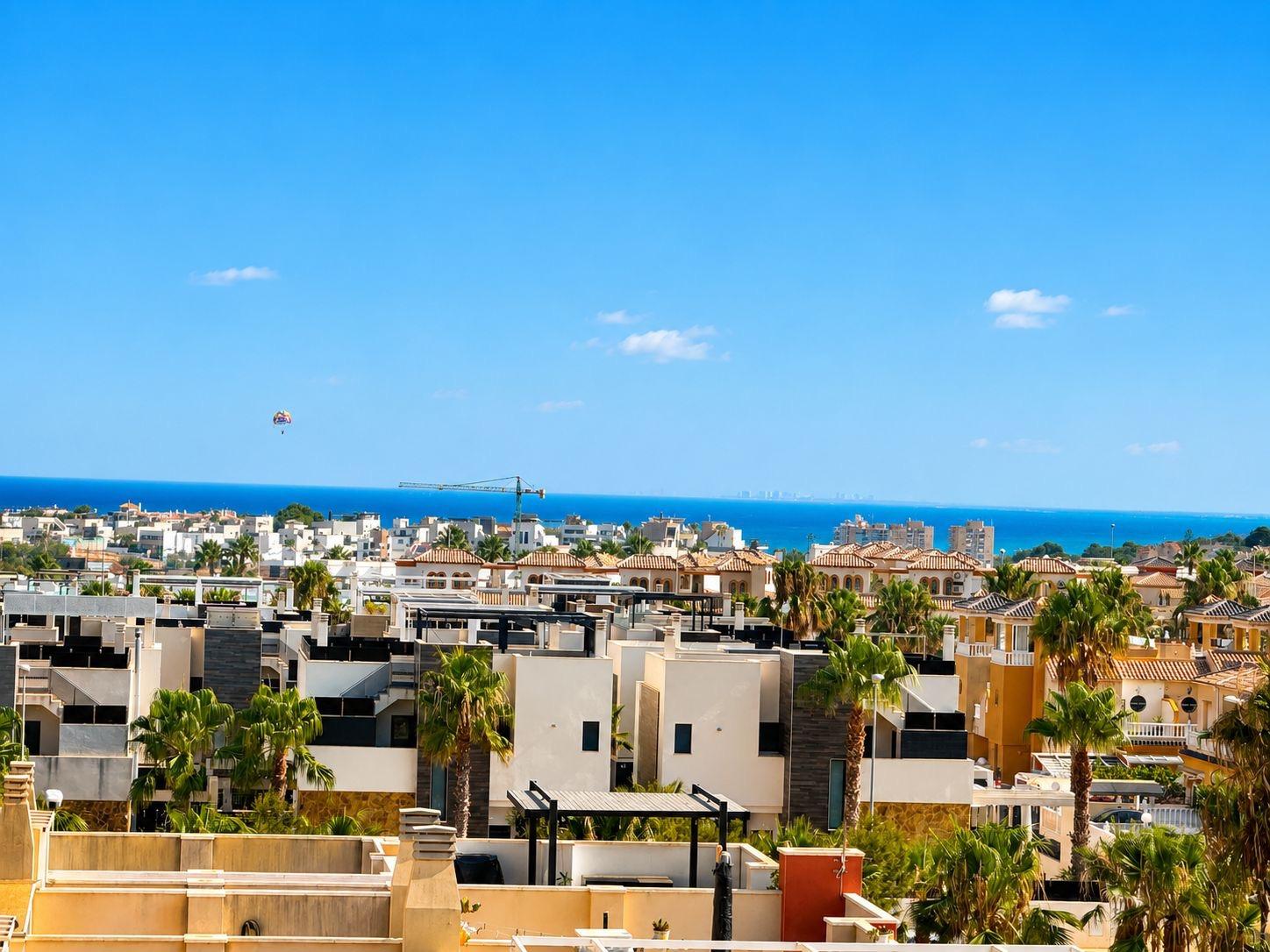 Resale - 3 Bedroom 2 Bathroom Penthouse in Orihuela Costa - Lomas De Cabo Roig  - Alicante