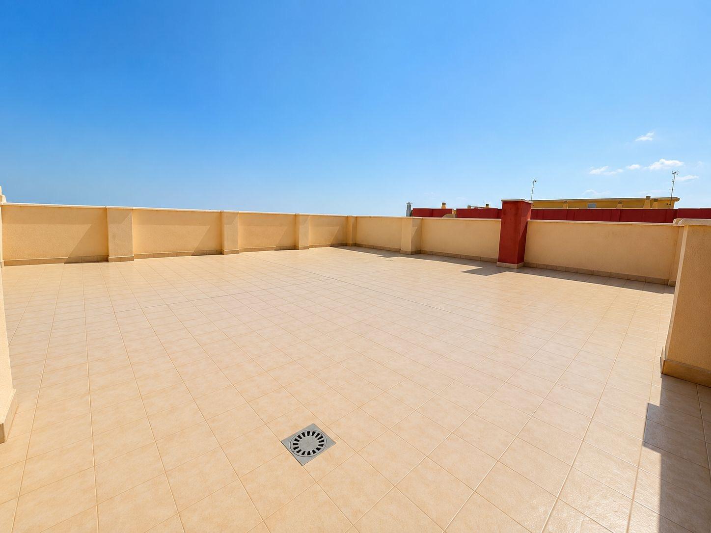 Resale - 3 Bedroom 2 Bathroom Penthouse in Orihuela Costa - Lomas De Cabo Roig  - Alicante