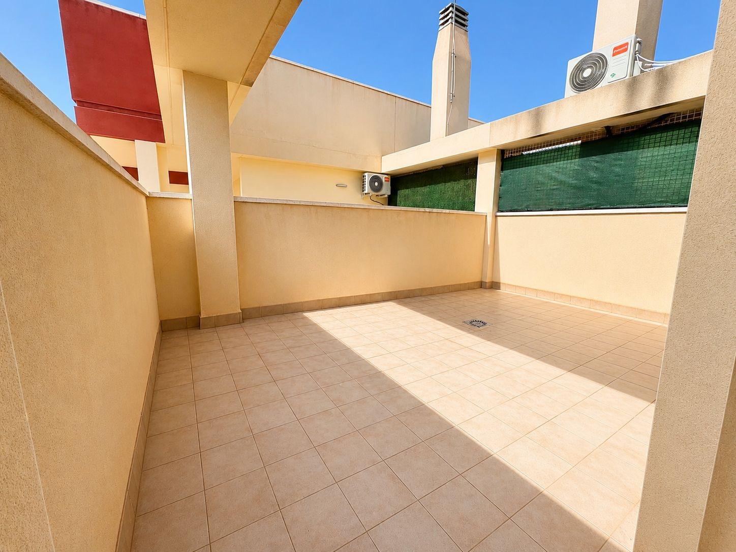 Resale - 3 Bedroom 2 Bathroom Penthouse in Orihuela Costa - Lomas De Cabo Roig  - Alicante