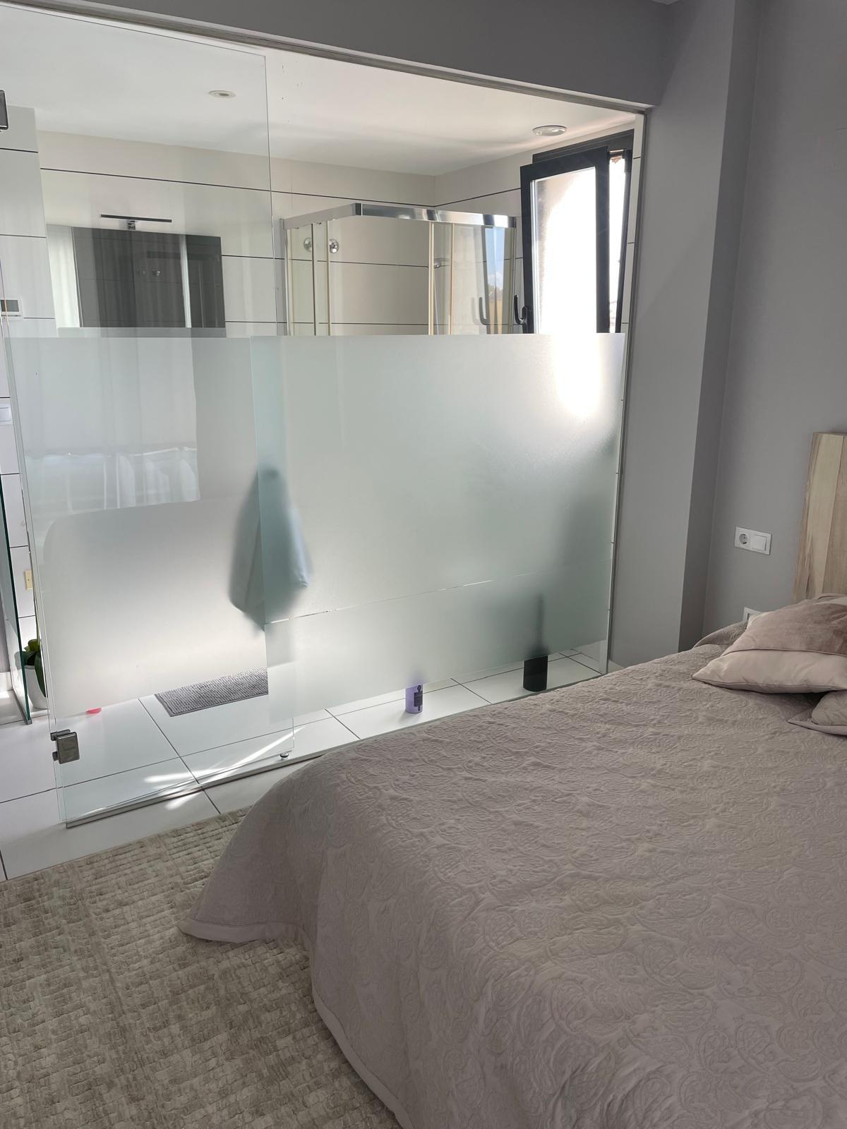 Resale - 2 Bedroom 2 Bathroom Apartment in Orihuela Costa - Las Filipinas  - Alicante