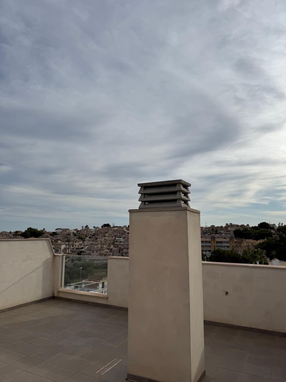 Resale - 2 Bedroom 2 Bathroom Apartment in Orihuela Costa - Las Filipinas  - Alicante