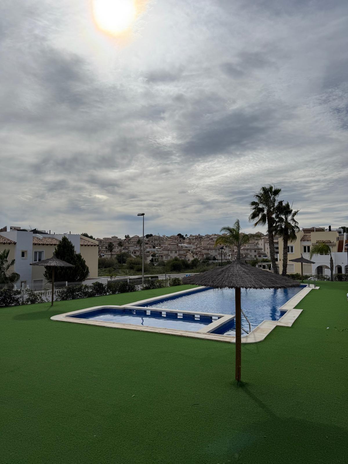 Resale - 2 Bedroom 2 Bathroom Apartment in Orihuela Costa - Las Filipinas  - Alicante