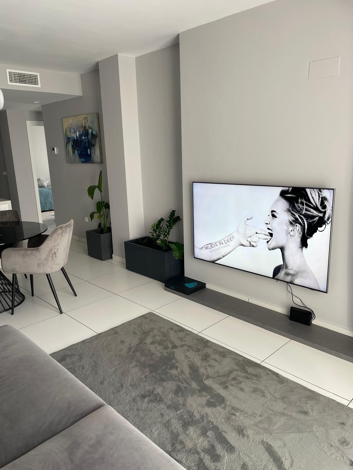 Resale - 2 Bedroom 2 Bathroom Apartment in Orihuela Costa - Las Filipinas  - Alicante