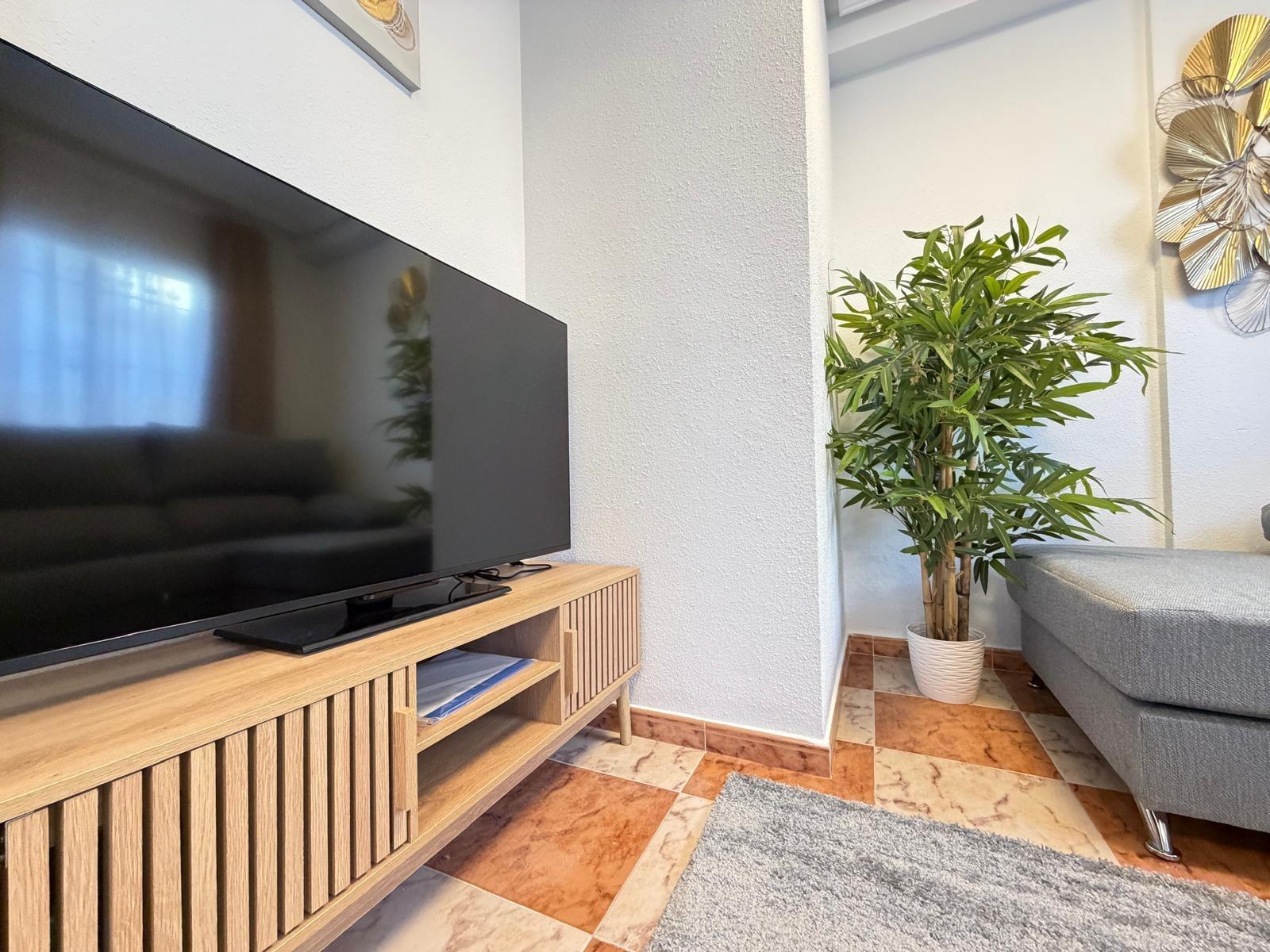 Resale - 2 Bedroom 2 Bathroom Town House in Orihuela Costa - Las Filipinas  - Alicante