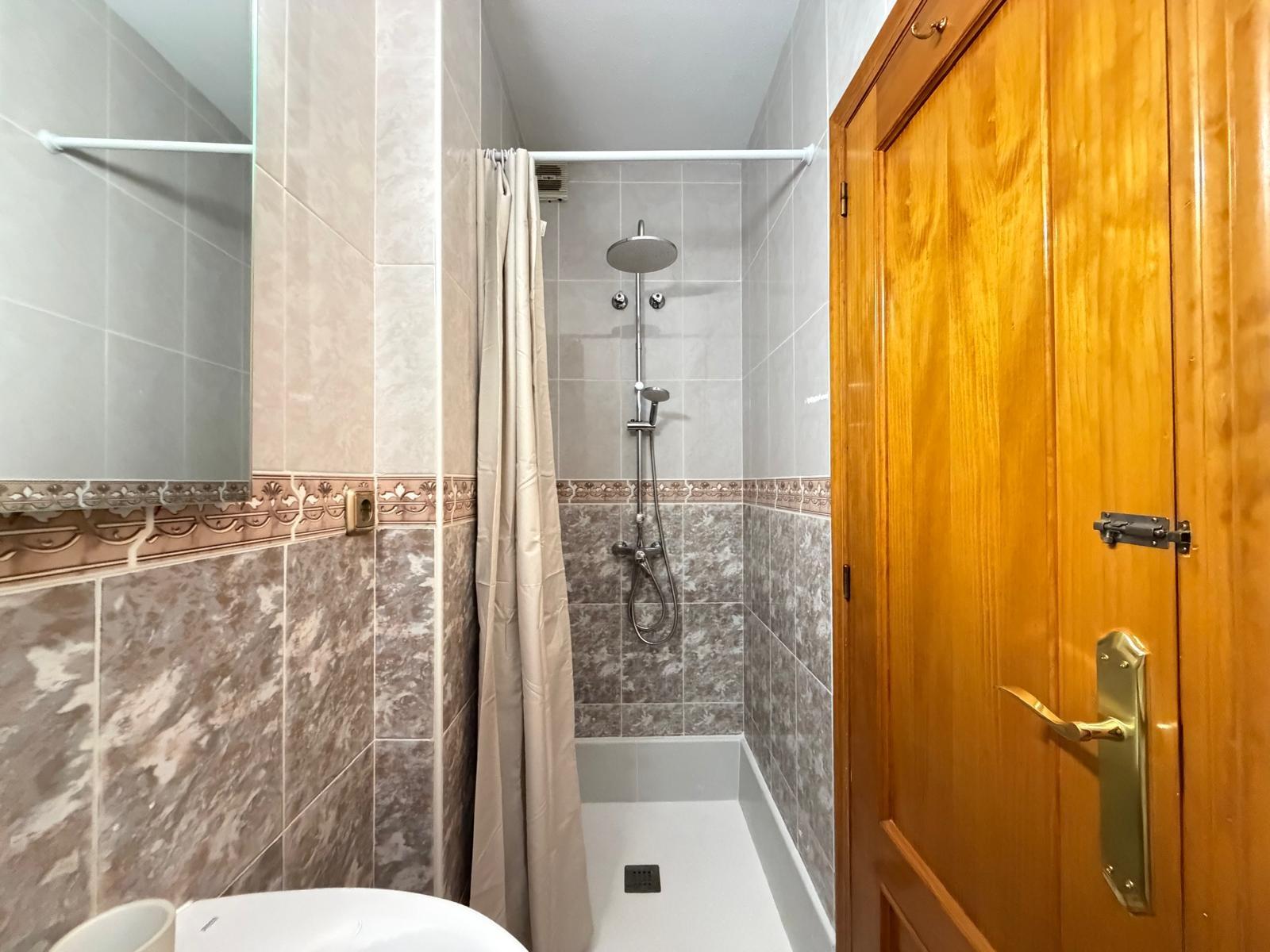 Resale - 2 Bedroom 2 Bathroom Town House in Orihuela Costa - Las Filipinas  - Alicante