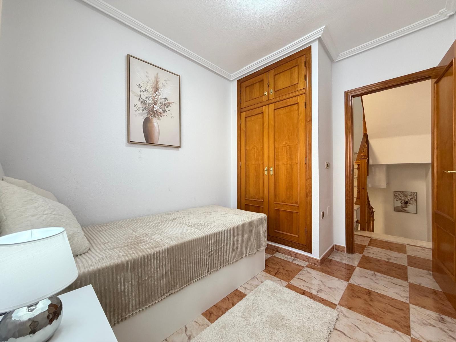 Resale - 2 Bedroom 2 Bathroom Town House in Orihuela Costa - Las Filipinas  - Alicante