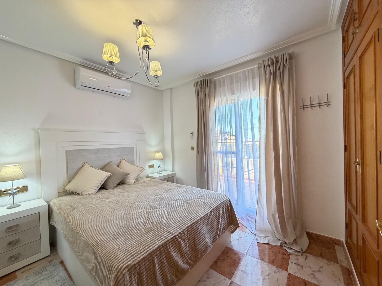 Resale - 2 Bedroom 2 Bathroom Town House in Orihuela Costa - Las Filipinas  - Alicante