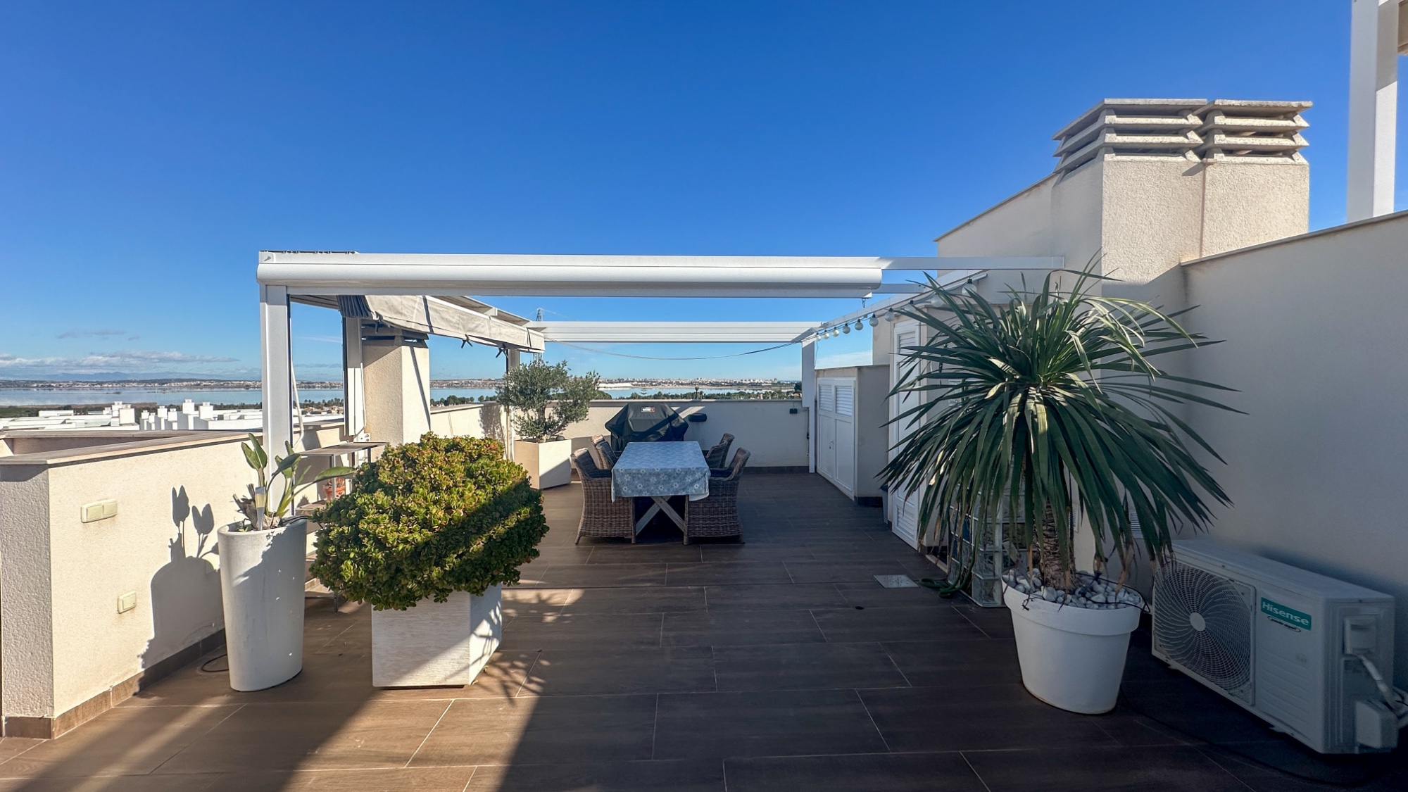 Resale - 3 Bedroom 2 Bathroom Bungalow in Torrevieja - Costa Blanca  - Alicante