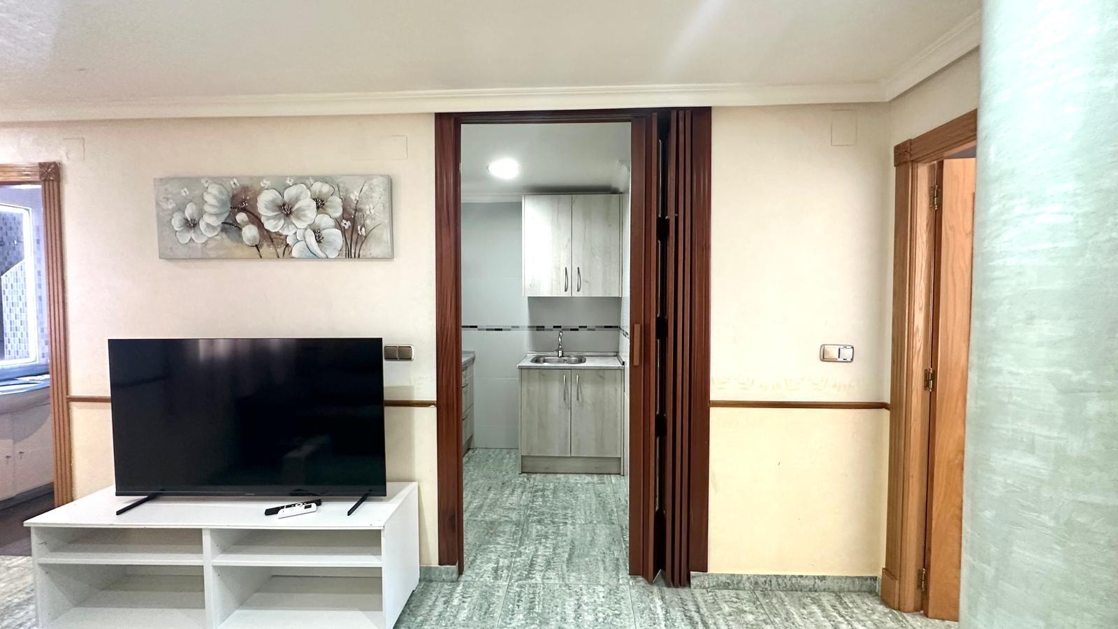 Resale - 4 Bedroom 2 Bathroom Penthouse in Torrevieja - Torrevieja  - Alicante