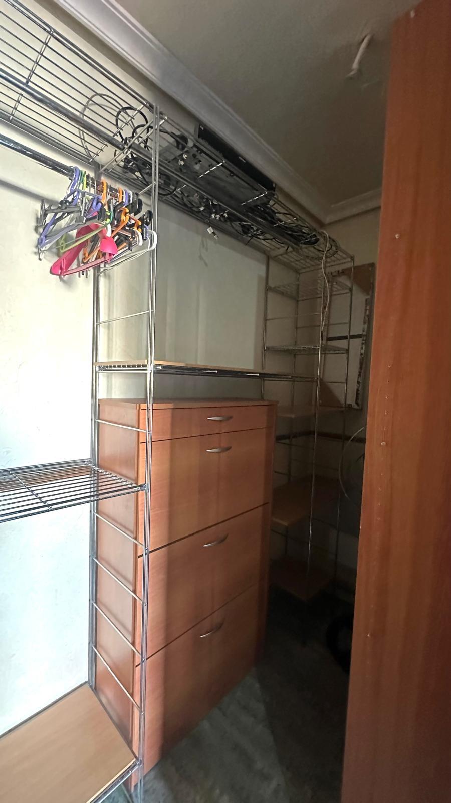 Resale - 4 Bedroom 2 Bathroom Penthouse in Torrevieja - Torrevieja  - Alicante