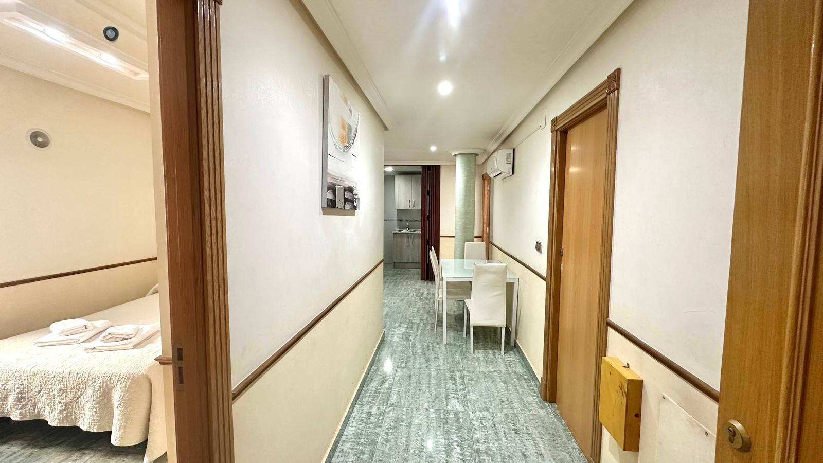 Resale - 4 Bedroom 2 Bathroom Penthouse in Torrevieja - Torrevieja  - Alicante