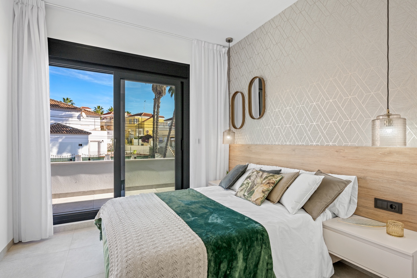 Resale - 3 Bedroom 3 Bathroom Villa in Orihuela Costa - Costa Blanca  - Alicante