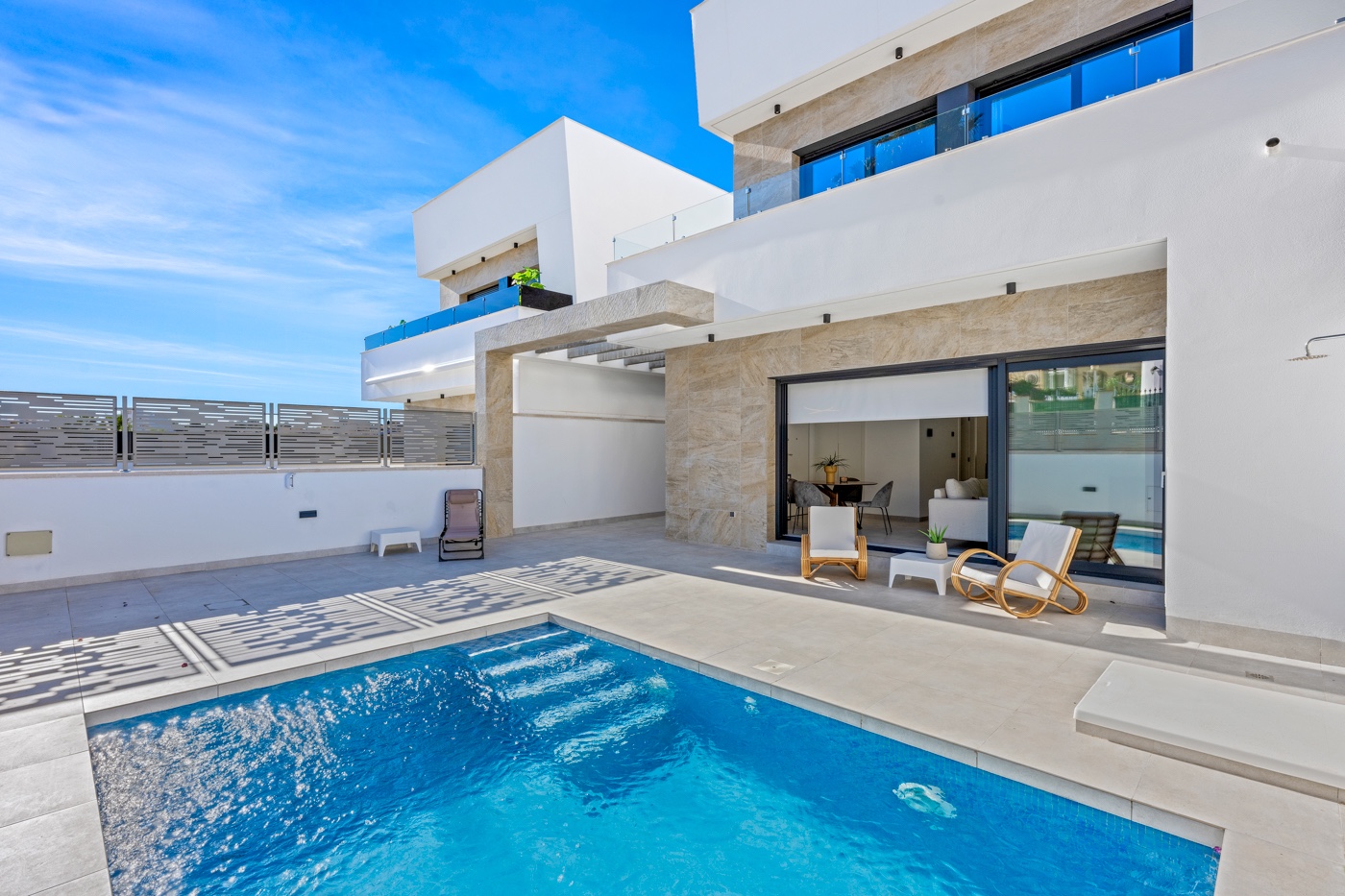 Resale - 3 Bedroom 3 Bathroom Villa in Orihuela Costa - Costa Blanca  - Alicante