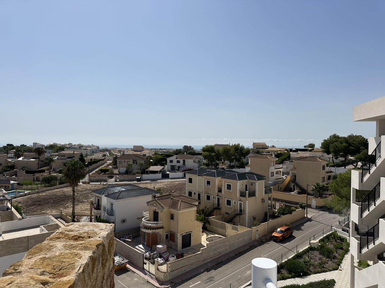 Resale - 2 Bedroom 2 Bathroom Penthouse in Orihuela Costa - Villamartín-las Filipinas  - Alicante