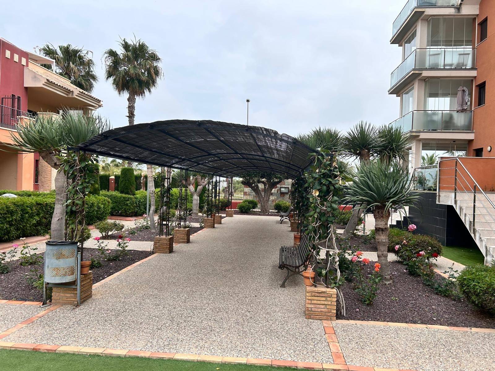 Resale - 2 Bedroom 2 Bathroom Apartment in Orihuela Costa - Lomas De Cabo Roig  - Alicante