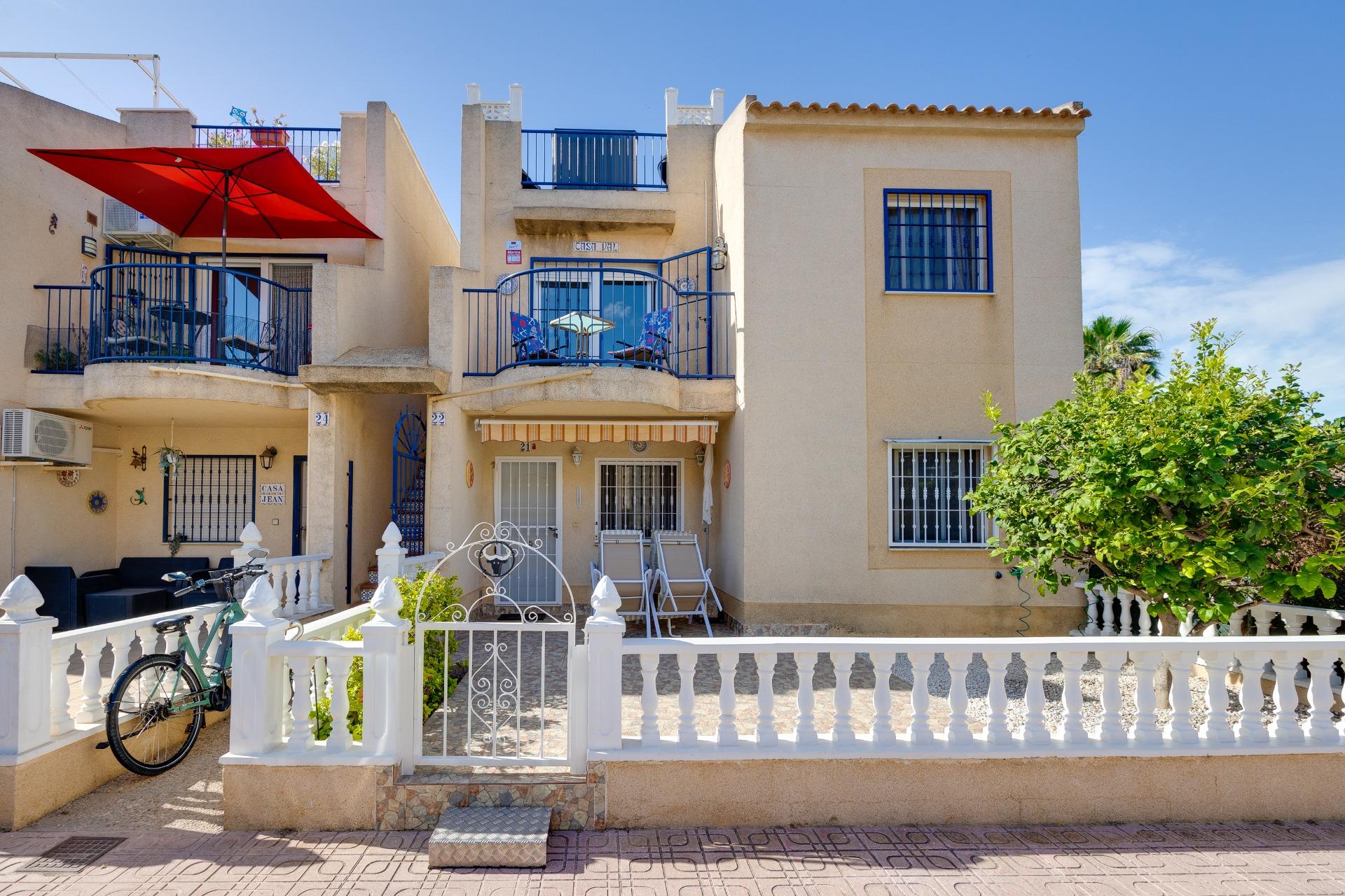 Resale - 2 Bedroom 1 Bathroom Bungalow in Torrevieja - El Chaparral  - Alicante