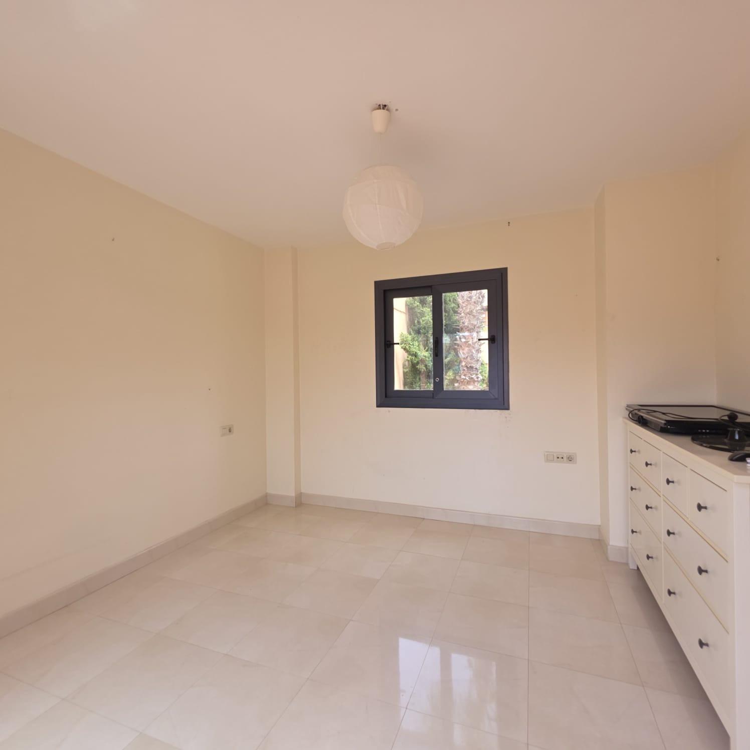 Resale - 4 Bedroom 2 Bathroom Town House in Orihuela Costa - Las Filipinas  - Alicante