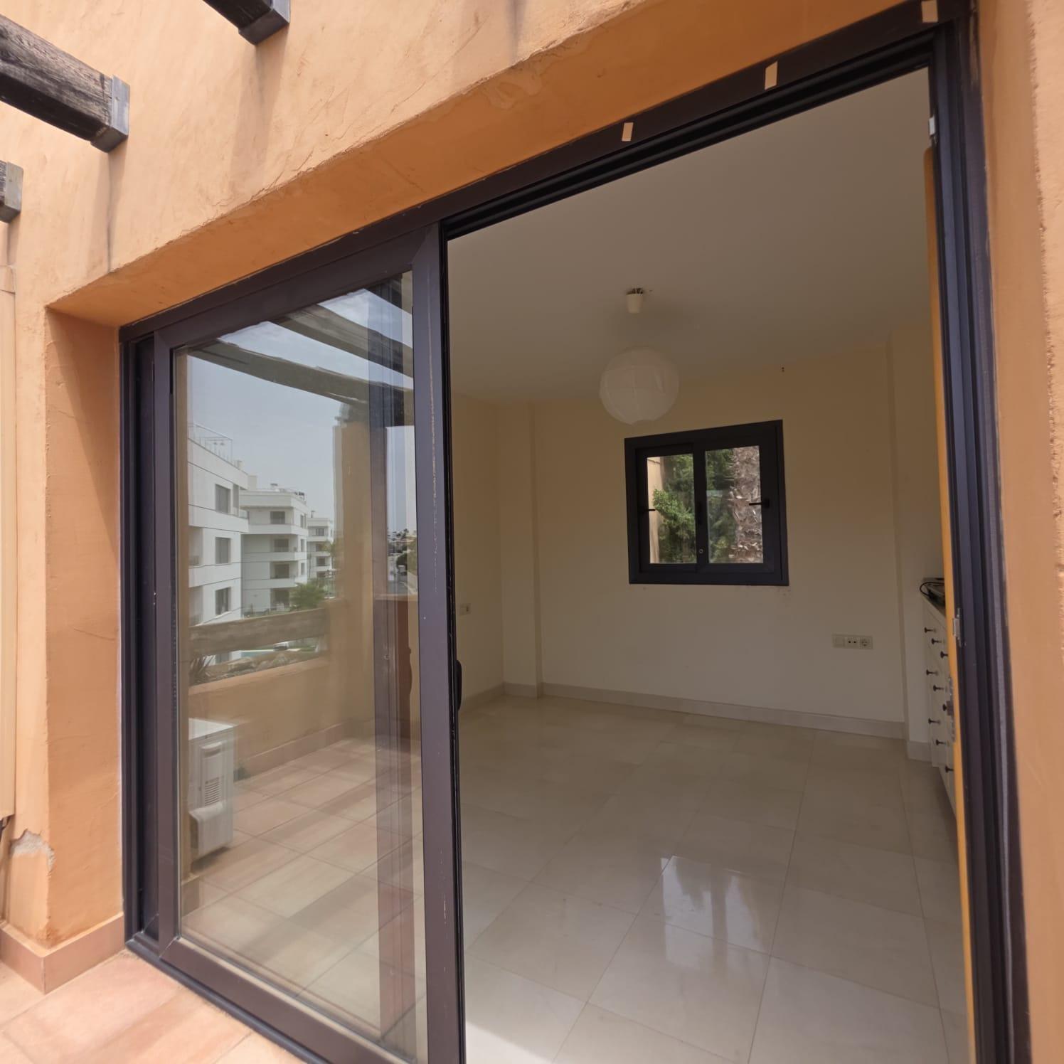 Resale - 4 Bedroom 2 Bathroom Town House in Orihuela Costa - Las Filipinas  - Alicante