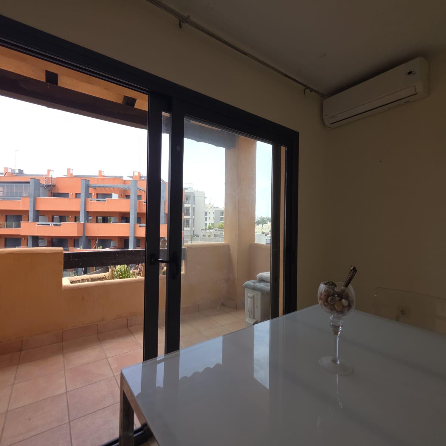 Resale - 4 Bedroom 2 Bathroom Town House in Orihuela Costa - Las Filipinas  - Alicante
