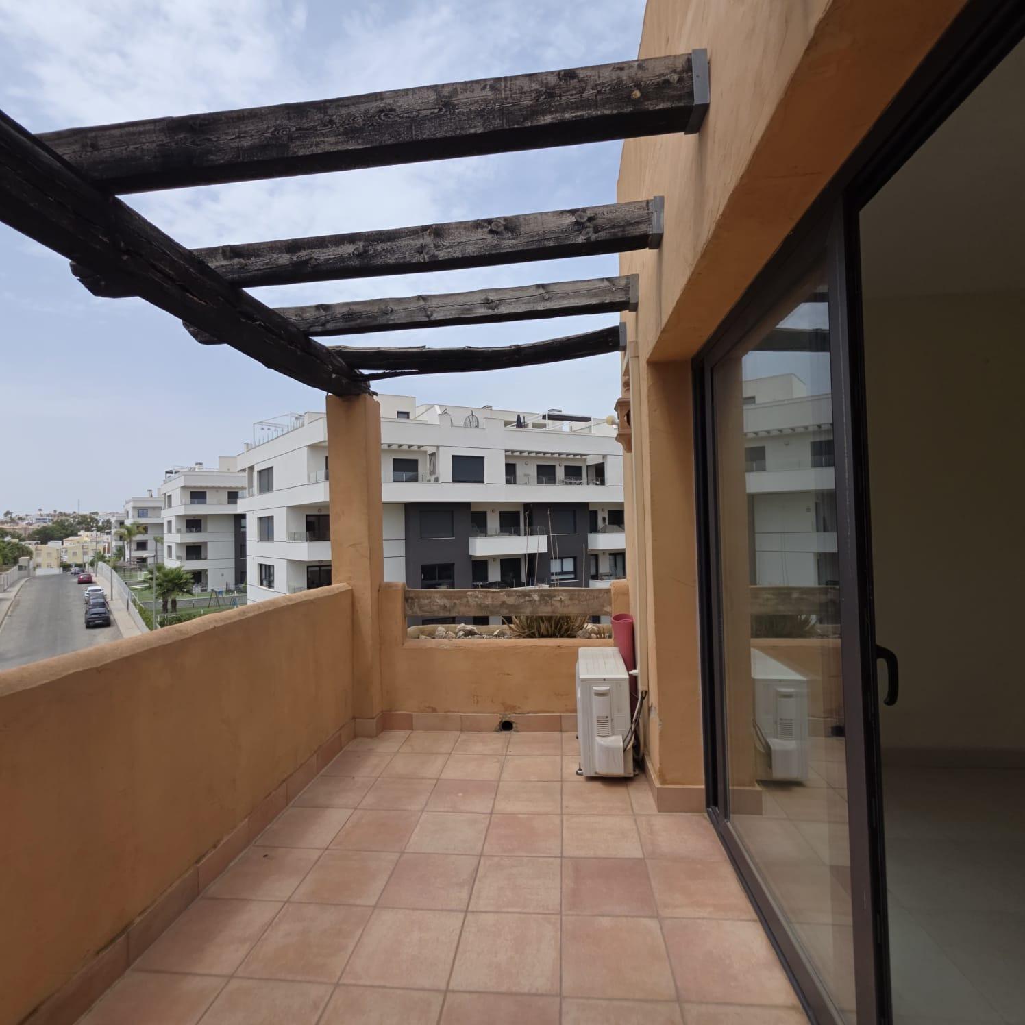 Resale - 4 Bedroom 2 Bathroom Town House in Orihuela Costa - Las Filipinas  - Alicante