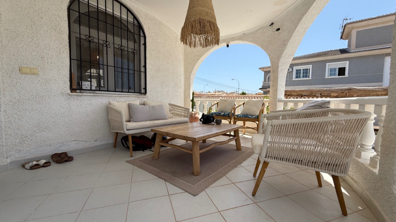 Resale - 3 Bedroom 3 Bathroom Villa in Torrevieja - Costa Blanca  - Alicante