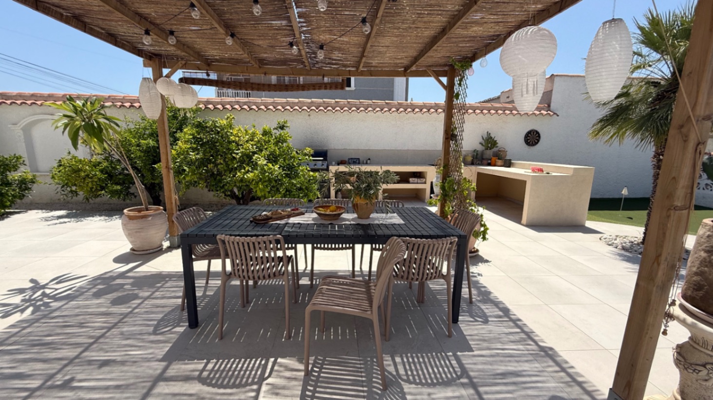 Resale - 3 Bedroom 3 Bathroom Villa in Torrevieja - Costa Blanca  - Alicante
