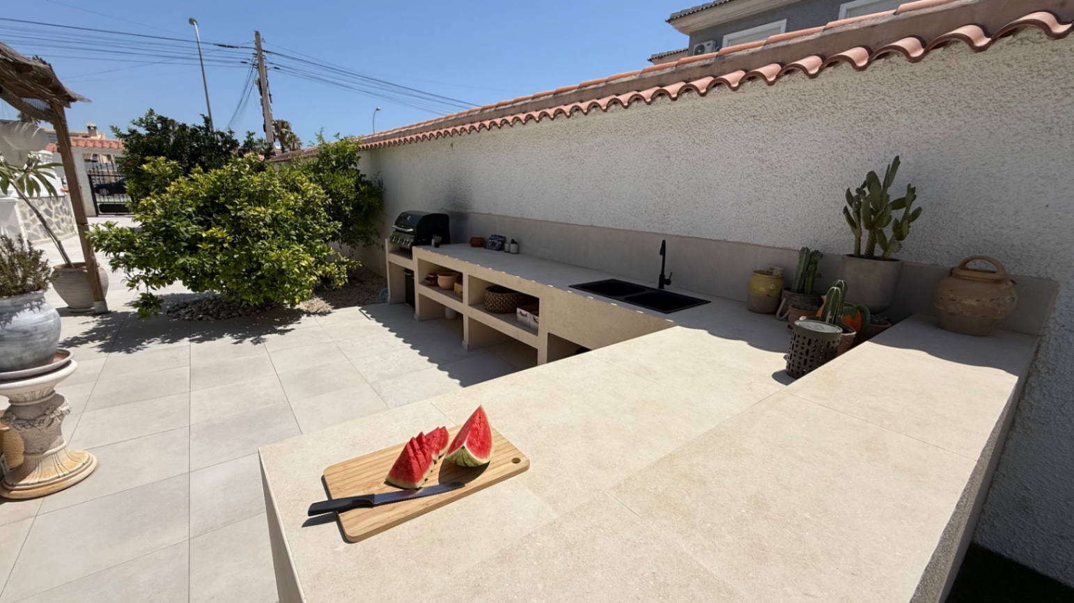 Resale - 3 Bedroom 3 Bathroom Villa in Torrevieja - Costa Blanca  - Alicante