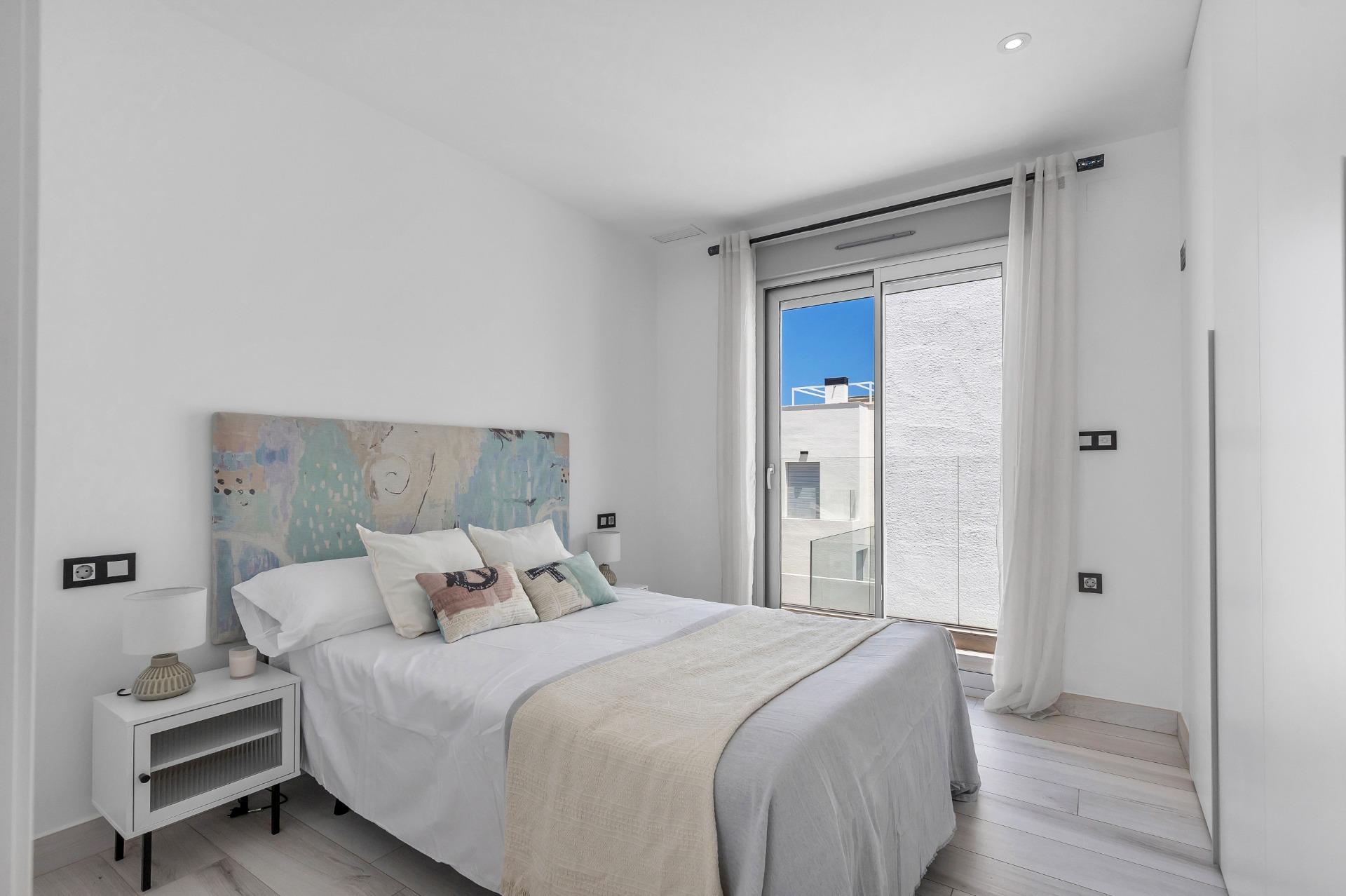 Resale - 3 Bedroom 3 Bathroom Villa in Orihuela Costa - Lomas De Cabo Roig  - Alicante