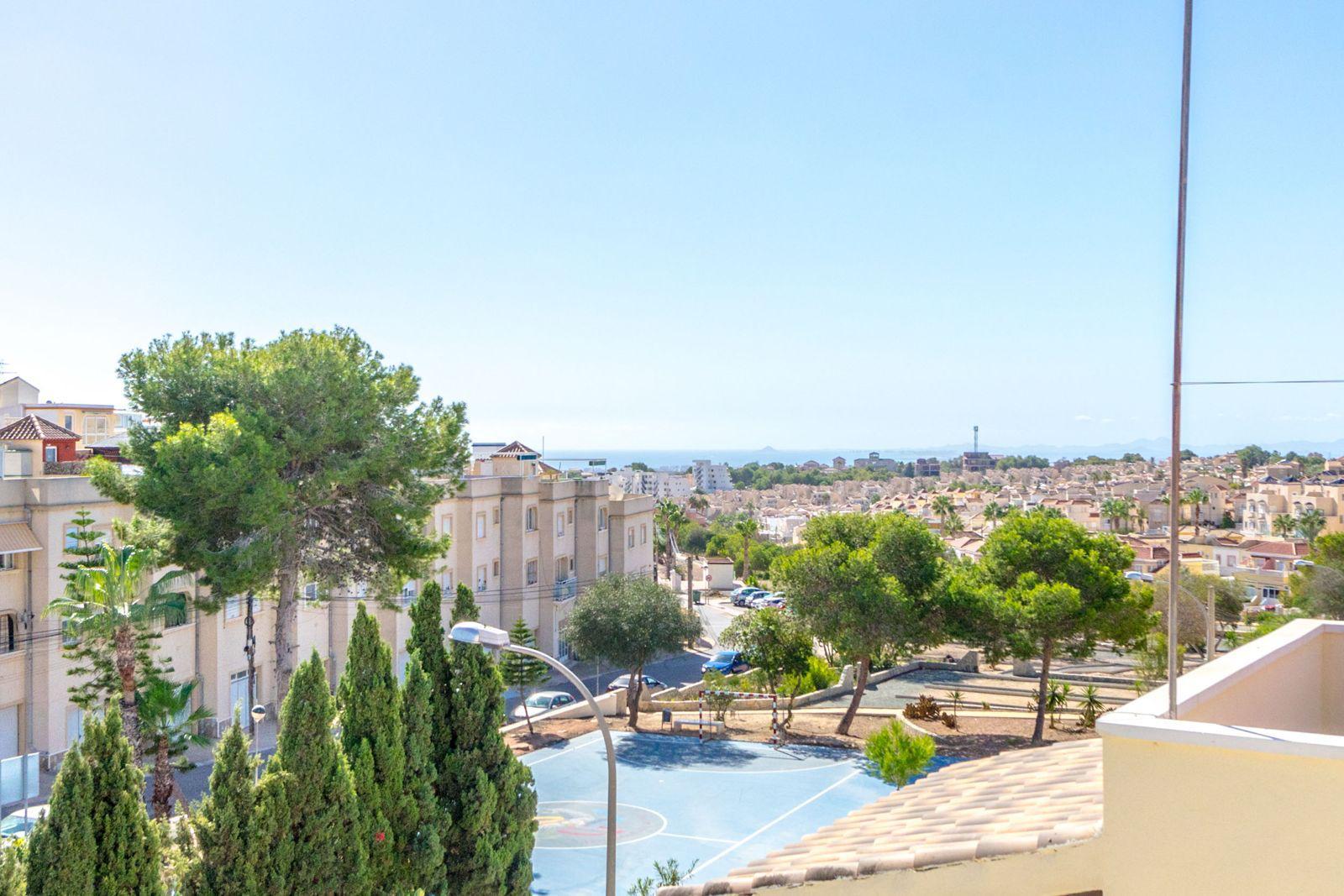 Resale - 3 Bedroom 2 Bathroom Town House in Orihuela Costa - Costa Blanca  - Alicante