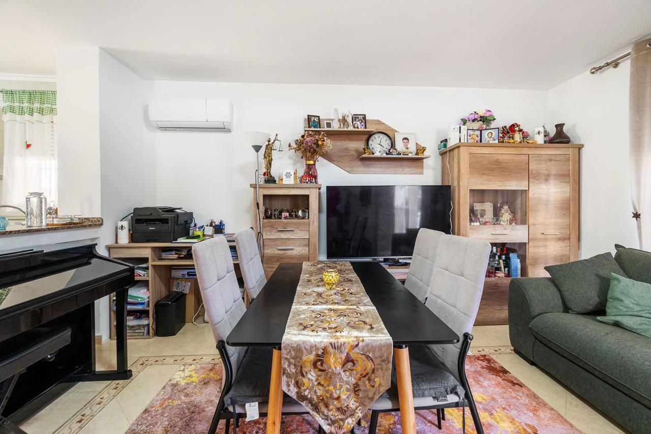 Resale - 3 Bedroom 2 Bathroom Town House in Orihuela Costa - Costa Blanca  - Alicante