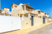 94-181-201-11-575/80213, 3 Bedroom 2 Bathroom Town House in Orihuela Costa