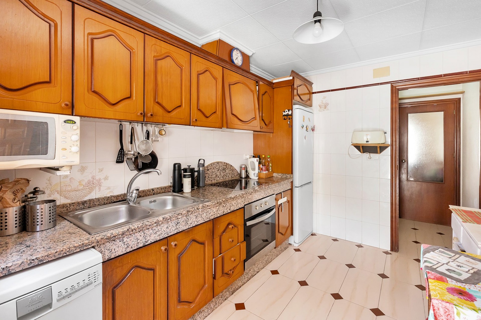 Resale - 3 Bedroom 2 Bathroom Town House in La Mata - Costa Blanca  - Alicante
