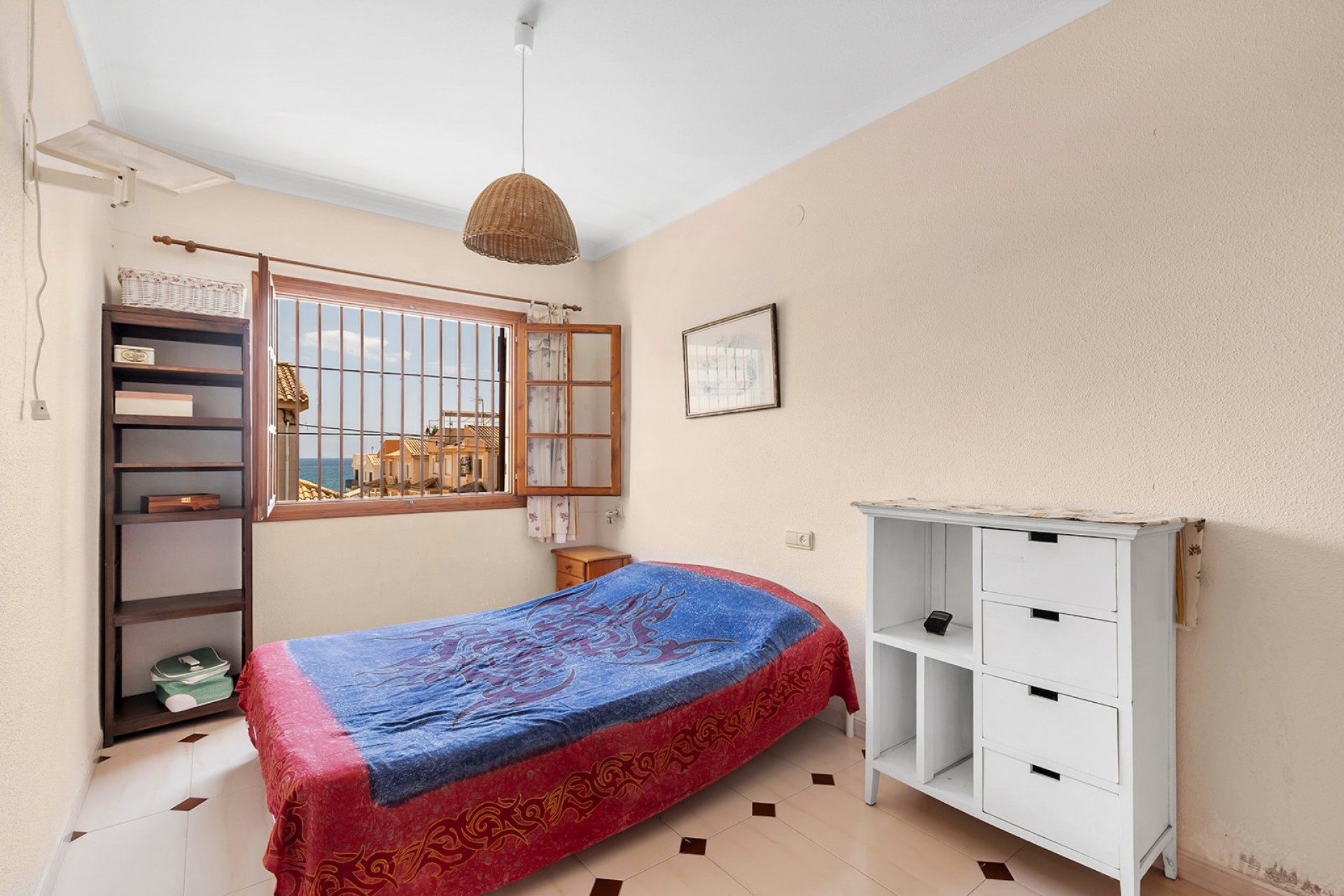 Resale - 3 Bedroom 2 Bathroom Town House in La Mata - Costa Blanca  - Alicante