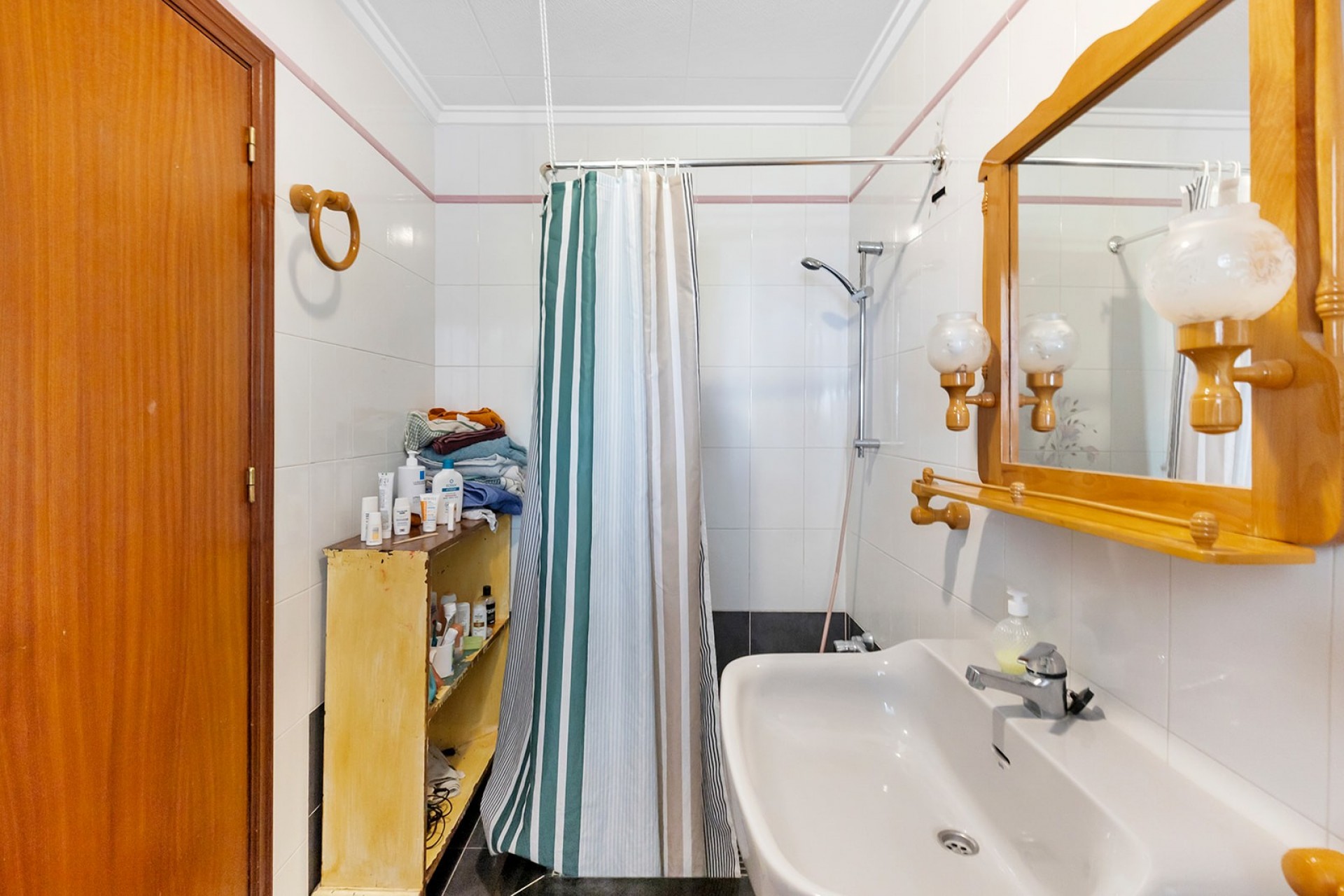 Resale - 3 Bedroom 2 Bathroom Town House in La Mata - Costa Blanca  - Alicante