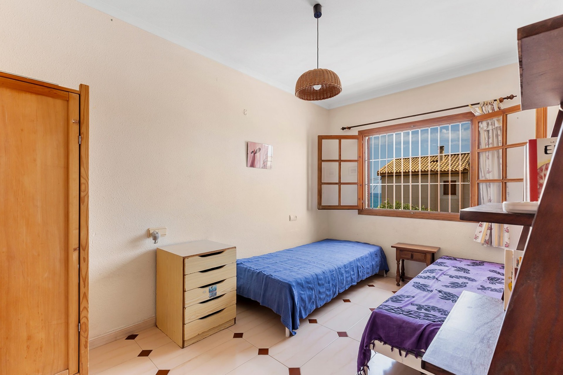 Resale - 3 Bedroom 2 Bathroom Town House in La Mata - Costa Blanca  - Alicante