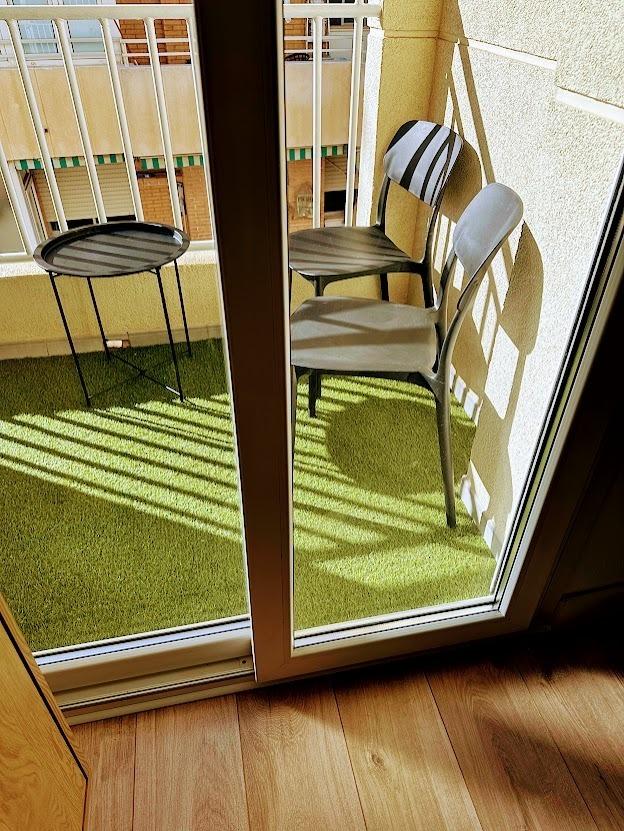 Resale - 2 Bedroom 1 Bathroom Apartment in Torrevieja - Centro  - Alicante