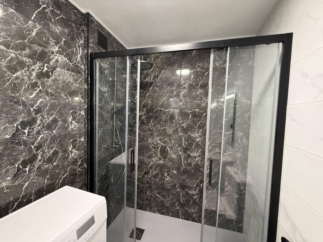 Resale - 2 Bedroom 1 Bathroom Apartment in Torrevieja - Centro  - Alicante