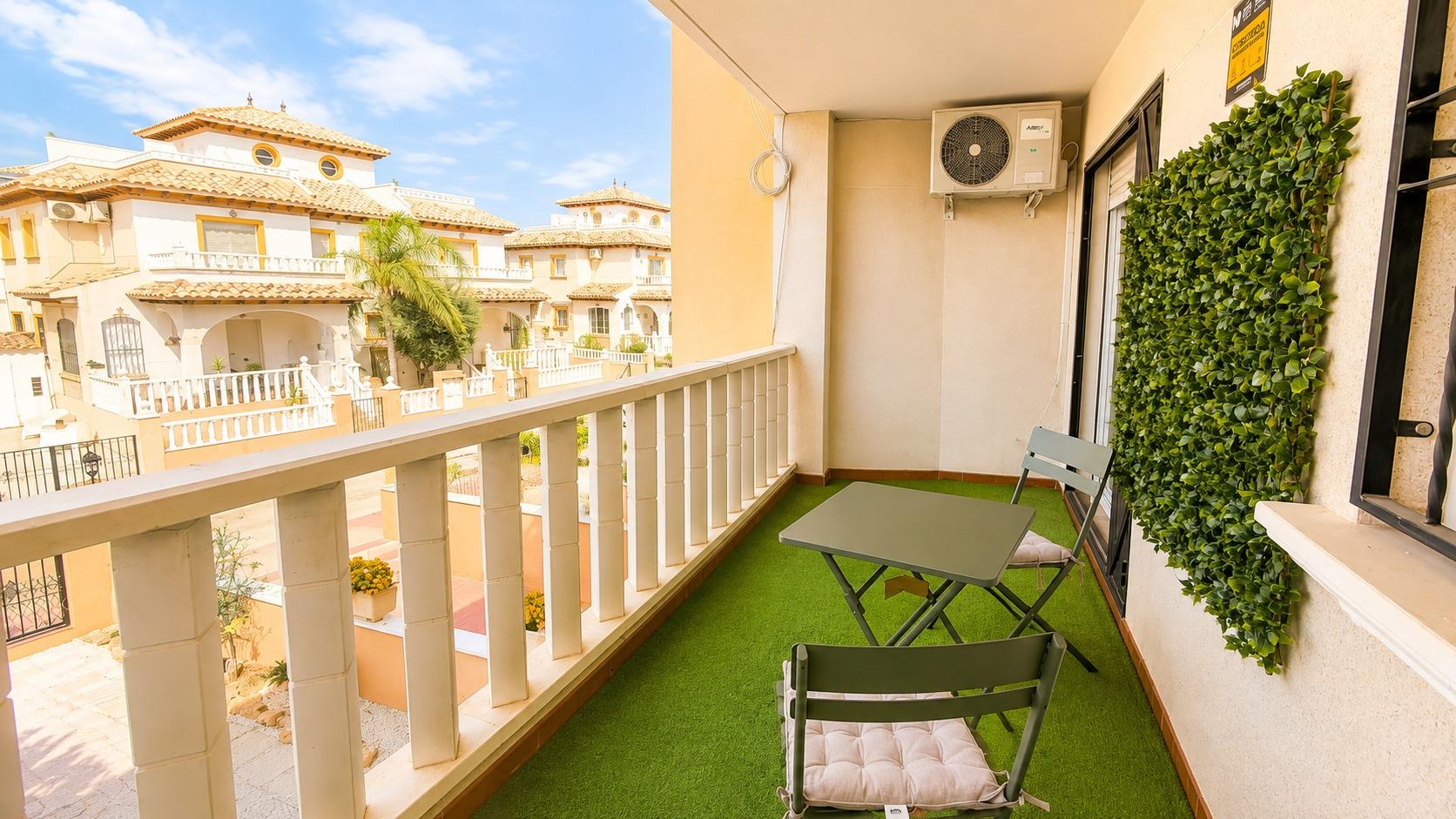 Resale - 2 Bedroom 1 Bathroom Apartment in Orihuela Costa - Monte Zenia  - Alicante